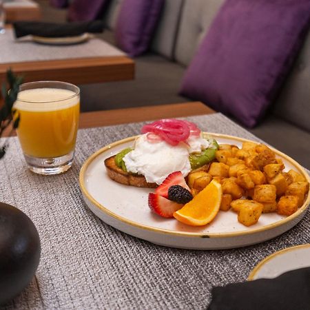 Ac Hotel By Marriott Ottawa Downtown エクステリア 写真