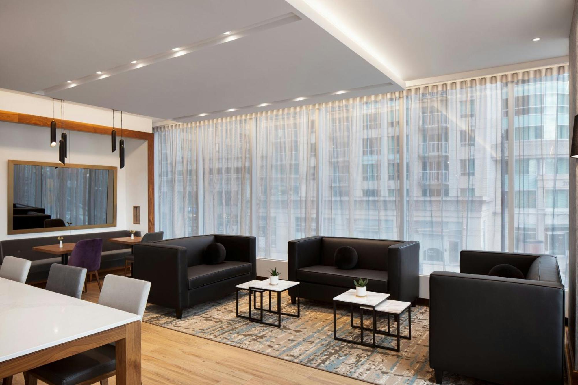 Ac Hotel By Marriott Ottawa Downtown エクステリア 写真
